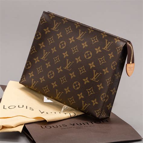 louis vuitton toilet tradesy|Louis Vuitton toiletry pouch 26.